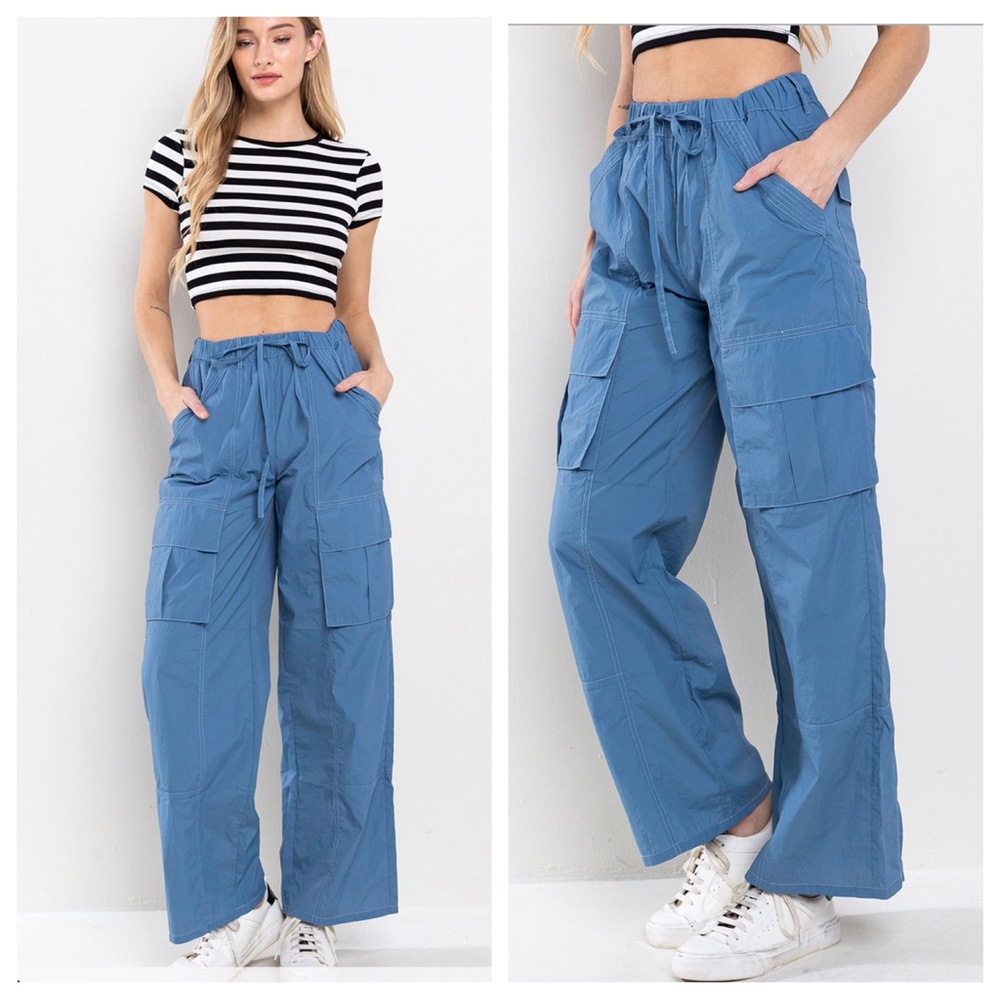 25 Stitch Detailed Nylon Cargo Pants